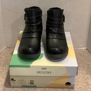 Earth Origins Black Leather Moto Boot sz9.5M